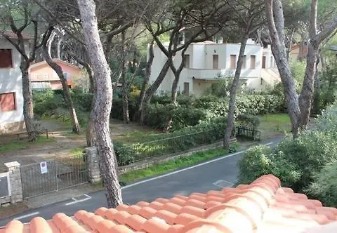Volturnus A Soli 150M Dal Mare Con Wi Fi Marina di Castagneto Carducci 0*,  İtalya